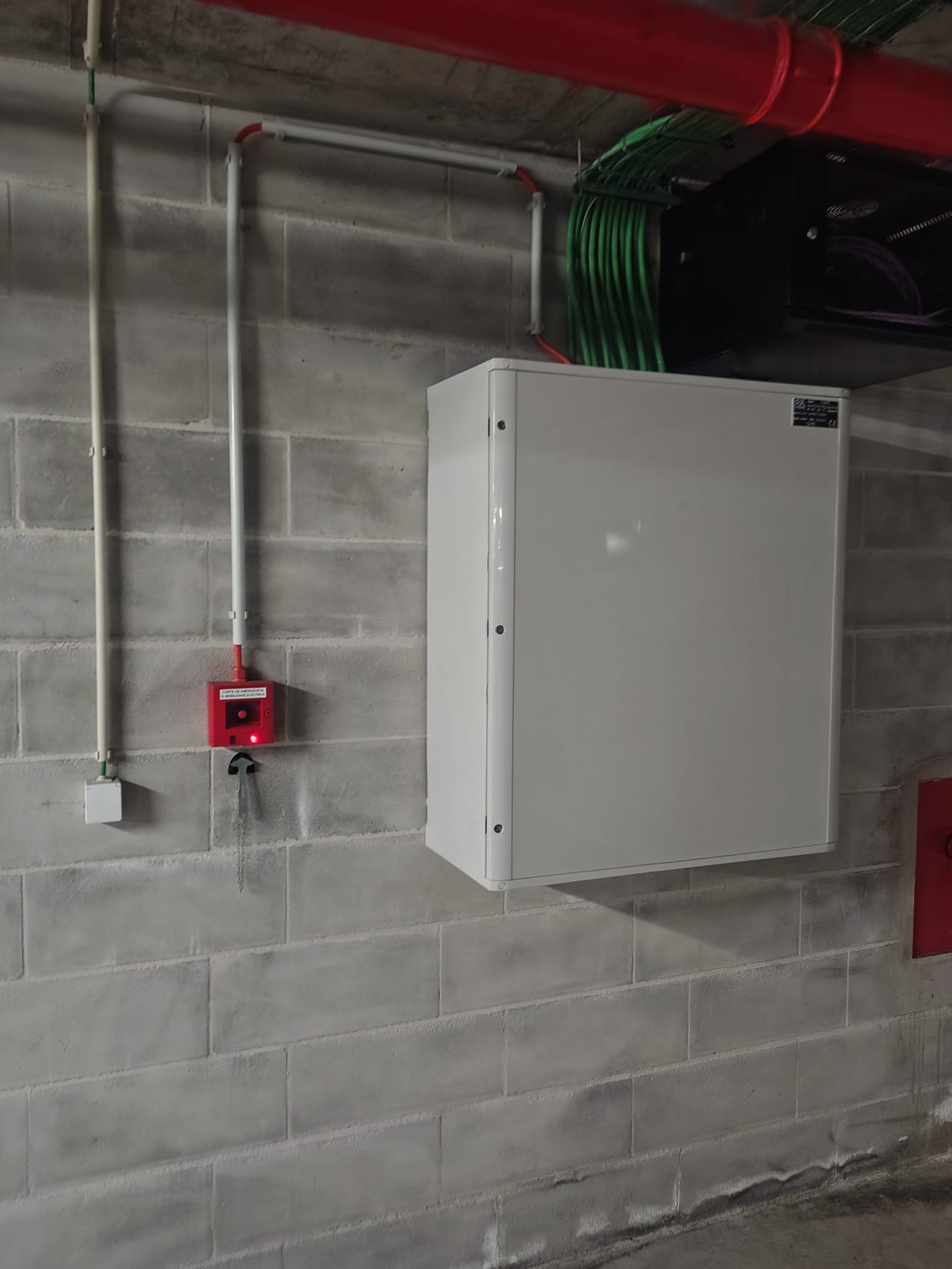 Quadro técnico de mobilidade elétrica para 8 carregadores em sistema dinâmico — Oeiras